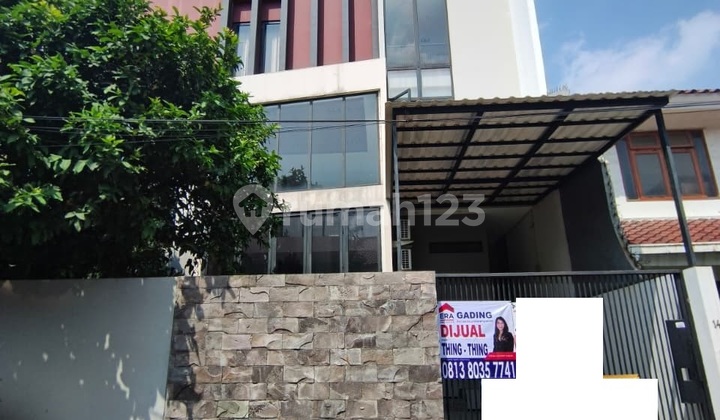 Murah !! Dijual Exclusive Listing Rumah Hook Mewah Luas 320 Ada Rooftop dan Lift di Pulo Nangka Kayu Putih Hadap Timur Utara Murah !! Dijual Exclusive Listing Rumah Hook Mewah Luas 320 Ada Rooftop dan Lift di Pulo Nangka Kayu Putih Hadap Timur Utara