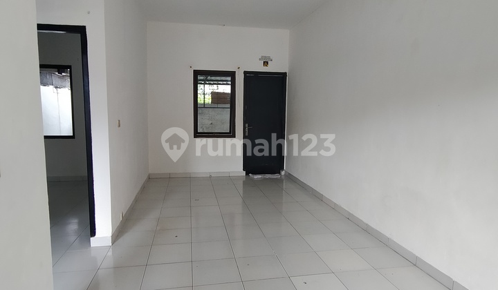 Rumah Bagus Disewa Dalam Cluster Di Bogor Selatan