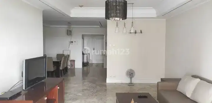 Apartemen Puri Matahari 3+1 Br, View Golf, Luas 215, Semi Furnish 1