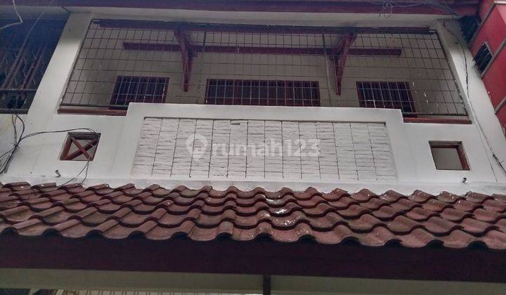 Disewakan Ruko Raya Mulyosari, Sudah Renovasi, Siap Buat Usaha. 1