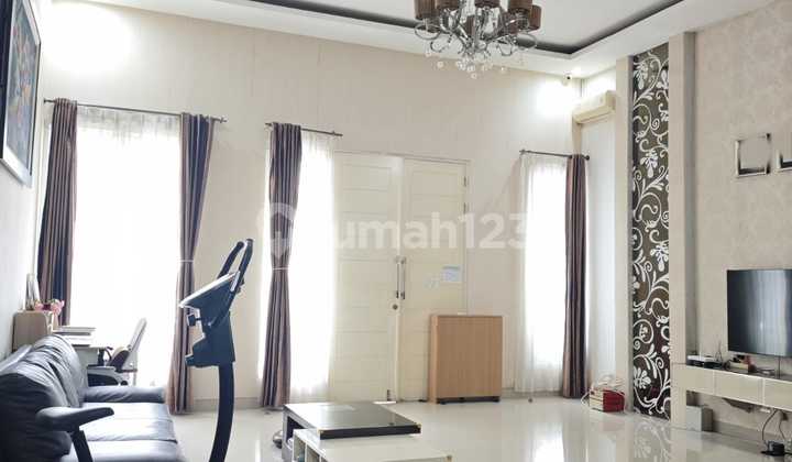 RUMAH DENGAN 3 MASTER BEDROOM! LEGA & NYAMAN, SUTOREJO SELATAN