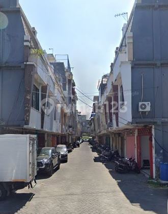 DISEWAKAN RUKO KLAMPIS 3 LANTAI COCOK UNTUK GUDANG, PARKIR LUAS CUKUP 50 MOBIL DISEWAKAN RUKO KLAMPIS 3 LANTAI COCOK UNTUK GUDANG, PARKIR LUAS CUKUP 50 MOBIL