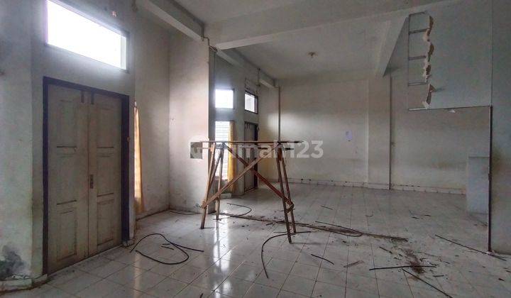 Dua Petak Ruko 3lantai di Perintis Kemerdekaan KM 15 6
