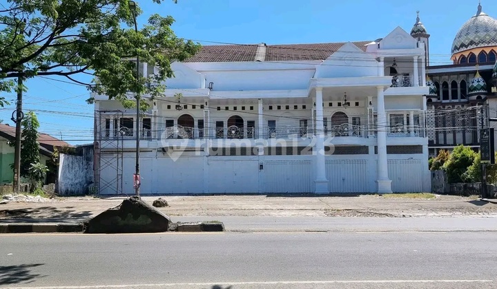 Ruko siap pakai 6petak snagat cocok buat showroom di Poros Jalan Maros 2
