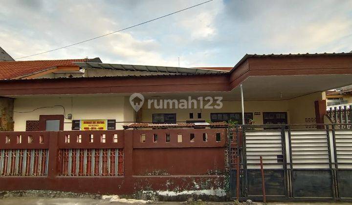 Rumah Murah Posisi Sudut di jalan Dg Tata 11