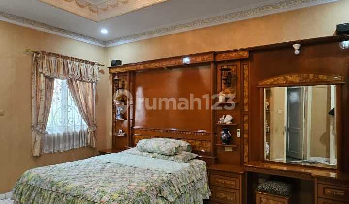 Dijual Rumah Pik Full Furnish Kondisi Bagus 2
