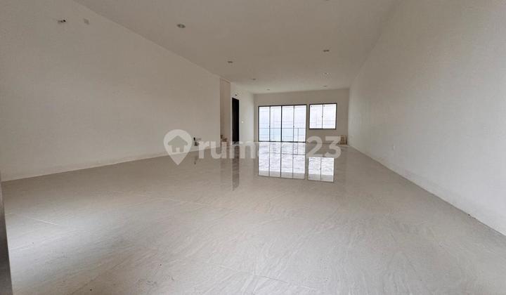 For Sale Golf Island PIK House Ready to Occupy in Good Condition For Sale Golf Island PIK House Ready to Occupy in Good Condition