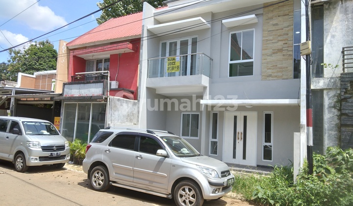 Rumaj Baru 2 Lantai di Graha Santika Jati Asih Bekasi Dekat Toll Jati Asih