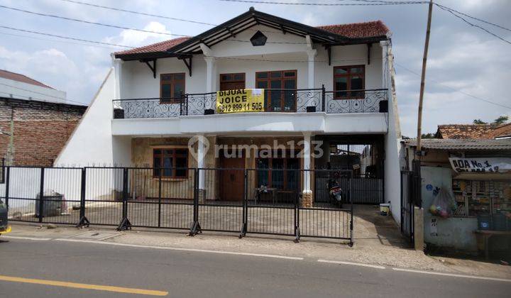 Rumah cantik 2 lantai pinggir jalan raya cikeas ,harga nego 1