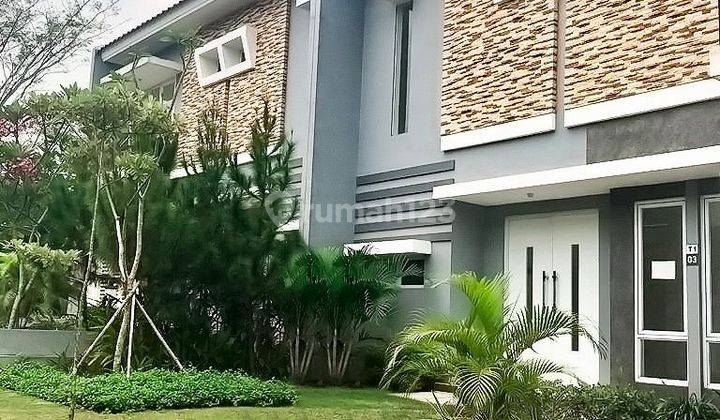 Rumah cantik 2 lantai di cluster depan legenda wisata cibubur 2