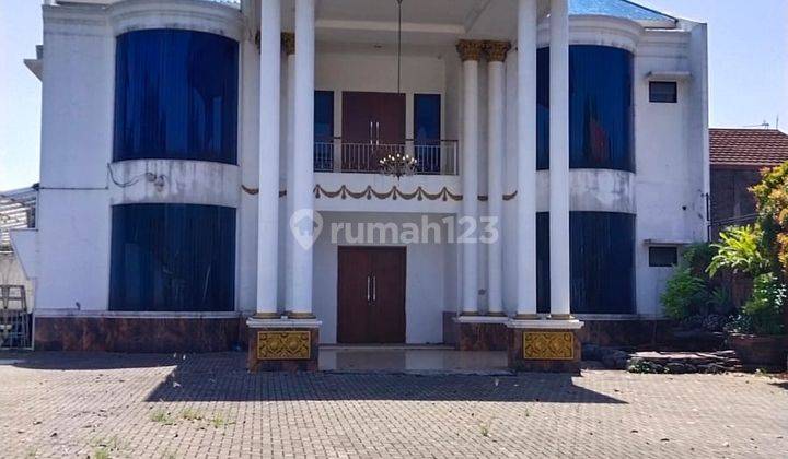 Rumah luas pinggir jalan di jalan raya munjul cipayung jakarta timur harga nego 1