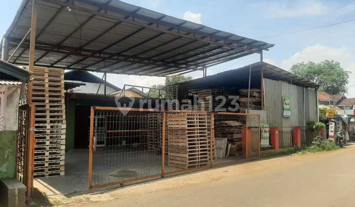 Factory in Gandoang Cileungsi can accommodate 40-foot containers, negotiable price, quick sale.