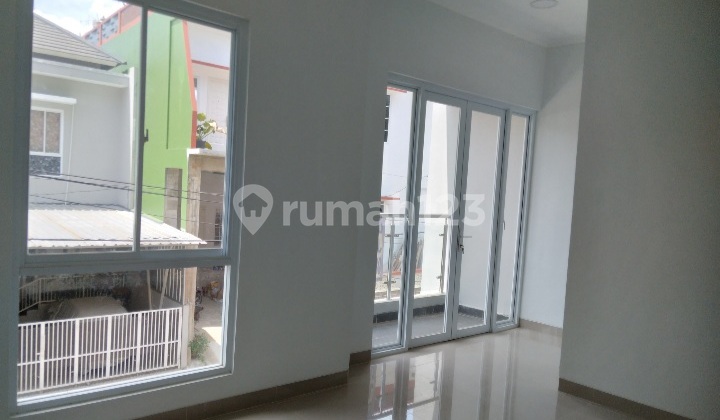 Rumaj Baru 2 Lantai di Graha Santika Jati Asih Bekasi Dekat Toll Jati Asih 2