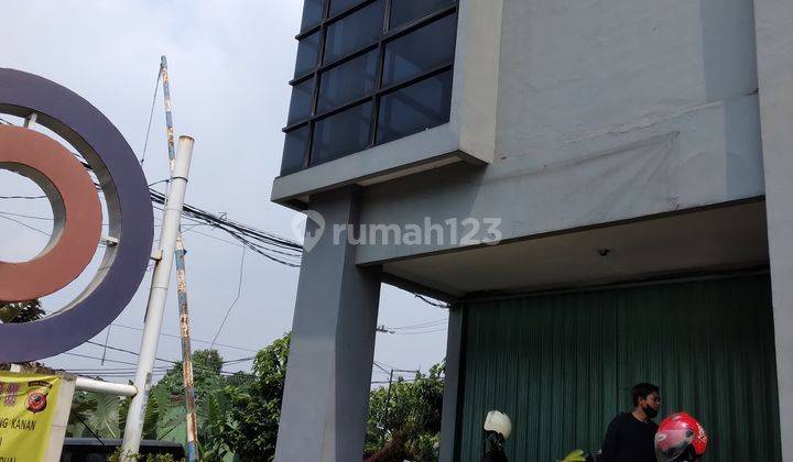 foto lainnya ruko 3 lantai di cibubur