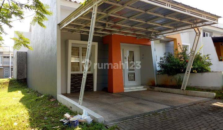 Disewakan Rumah cantik 1 lantai  sewa pertahun. Dapur cantik 1