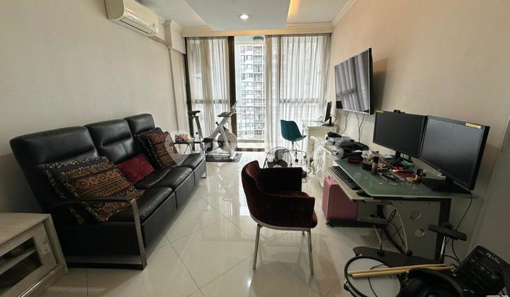 For Quick Sale: Rasuna Tower 1 Apartment, 94m2, strategically located in the Kuningan - Rasuna Said area, the business and lifestyle center of Jakarta.