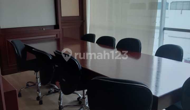 Disewakan: Office Space Premium di Salemba Raya - Siap Pakai & Strategis!
