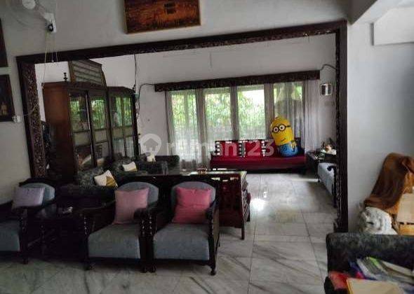 Dijual Rumah Tua Luas 814m2 Hook bebas banjir di Daerah Menteng Jakarta Pusat. 2