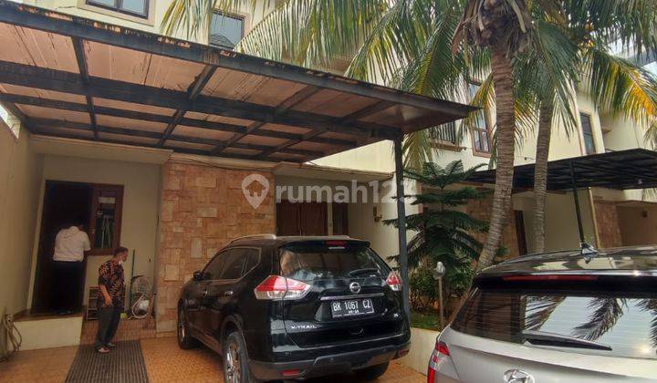 Rumah Dalam Cluster Semi Furnished Lokasi Strategis  1