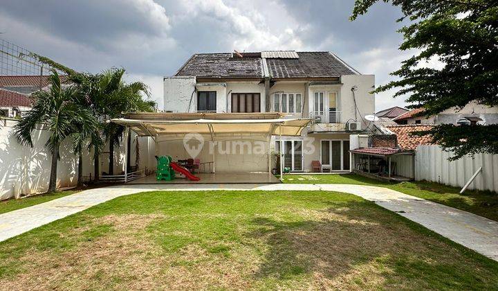 Dijual Rumah Halaman Sangat Luas di Lebak Bulus Jakarta Selatan 1