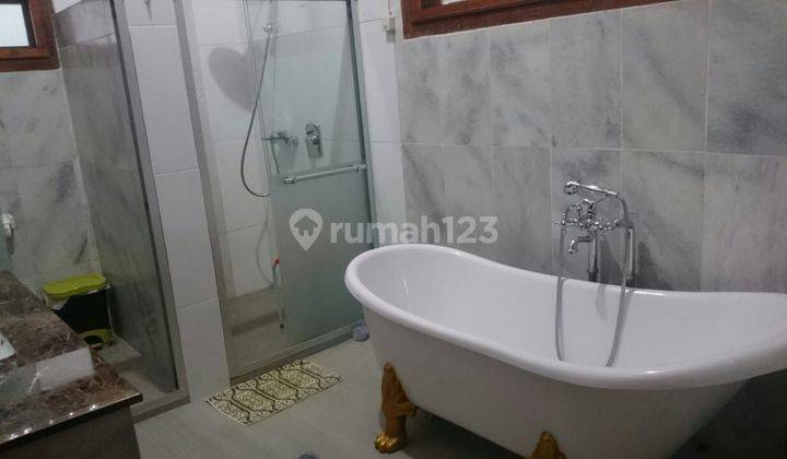 Rumah Lux 2 Lantai di Pusat Bintaro Jaya Sektor 5  2