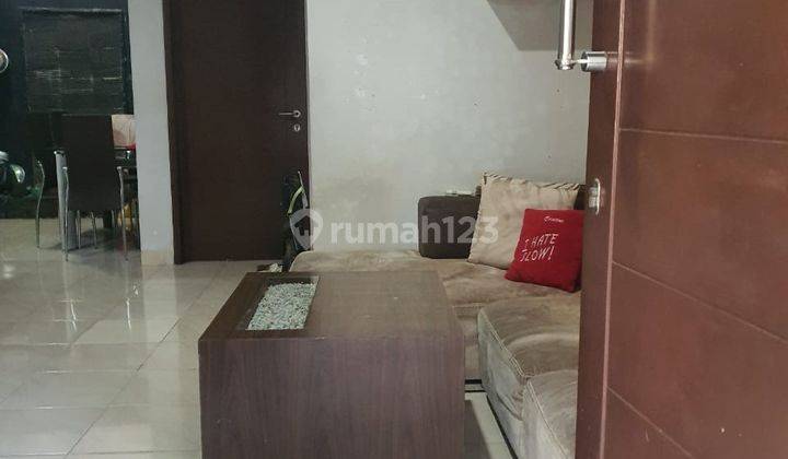 Rumah Minimalis 2 Lantai Dalam Cluster Sektor 9, Bintaro Jaya 2