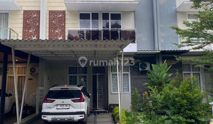 Rumah cantik dua lantai di Serpong lagoon Boulevard Tangsel  1