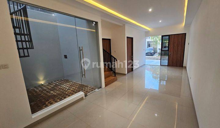 Rumah Modern Classic Bintaro Jaya Sektor 3 Dekat Sts Pondok Ranji 1