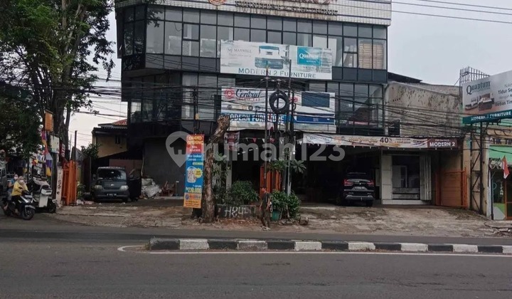 Shop house for sale for rent 3-story building, shop in Ciledug Tangerang Banten Shop house for sale for rent 3-story building, shop in Ciledug Tangerang Banten