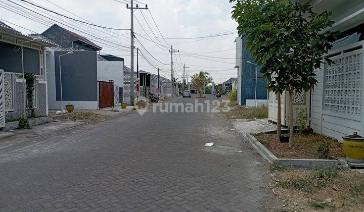 Rumah Minimalis Lokasi Jalan Utama Perumahan 2