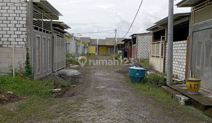 Rumah Siap Huni Di insani Regency Lamongan 2