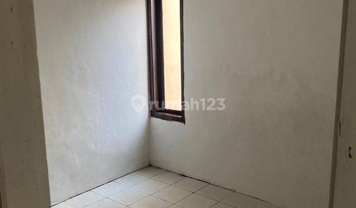 Rumah Pojok di Perum Griya Agung Permata, Lamongan 8