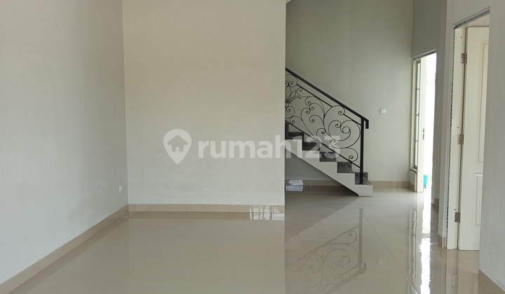 Rumah Baru 2 Lantai, Ditengah Kota Lamongan 2