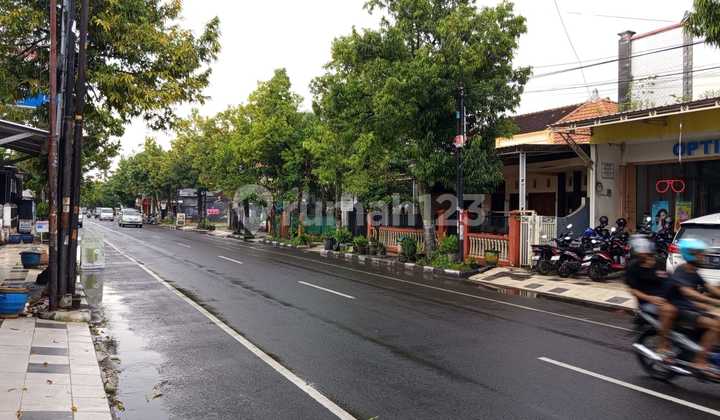 Dijual Rumah Tengah Kota Lamongan 2