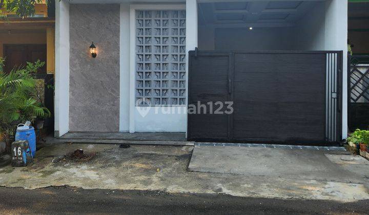 Rumah Minimalis Dan Lokasi Strategis Di Tengah Kota Lamongan 1