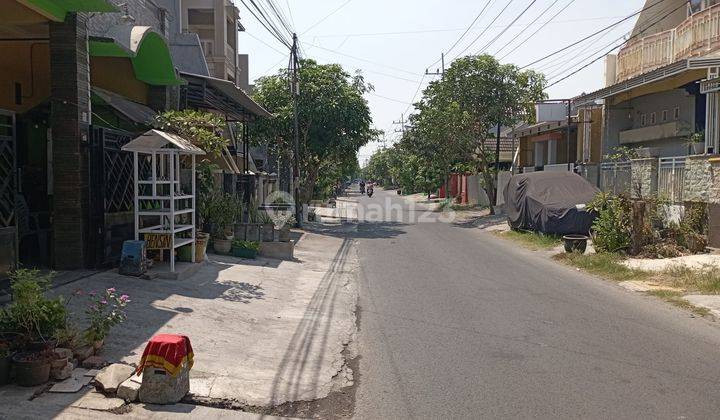 Rumah Lokasi Strategis Cocok Buat Usaha Juga Di Jl. Raya Made Kidul 2