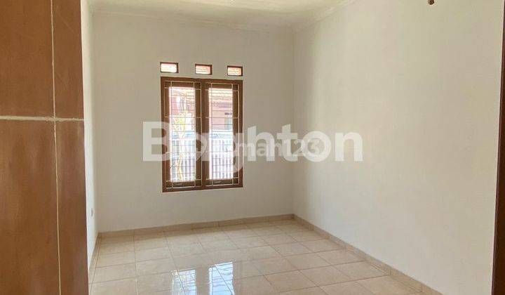 RUMAH HOOK PONDOK PERMATA HIJAU