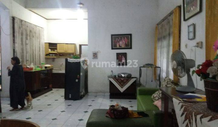 Dijual Rumah di Villa Pamulang 2 Lantai Siap Huni Tangsel, Els 2