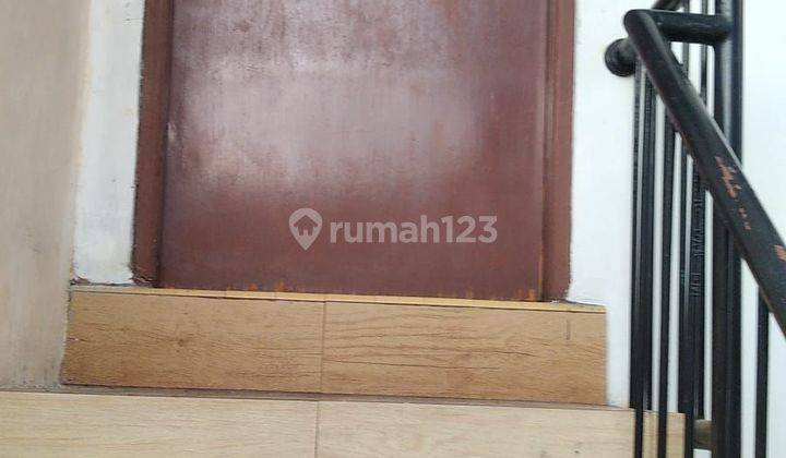 Dijual cepat Rumah siap huni Villa melati mas Serpong, rr 2