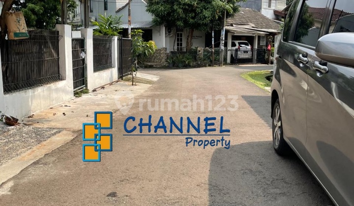 For Rent, Ready-to-Occupy House Near Griya Loka BSD Toll Access, Tangsel 2