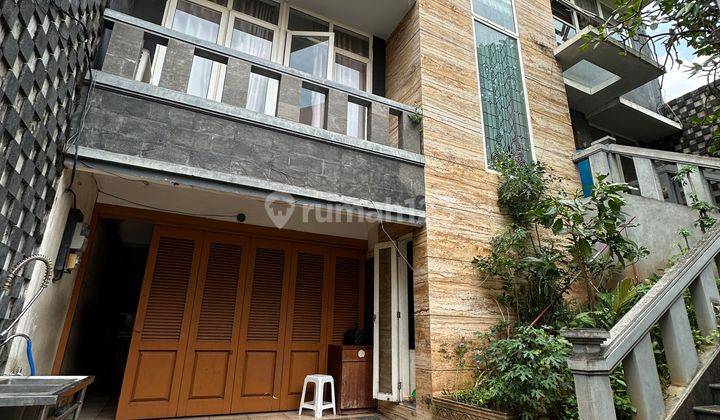 HOT PRICE…!!! Rumah Mewah Kartini Raya Harga Dibawah Njop Jakarta Pusat 1