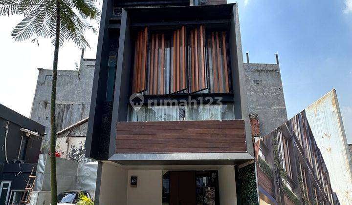 Rumah Dalam Cluster Gatot Soebroto Mansion 3Lantai Jakarta Selatan 1