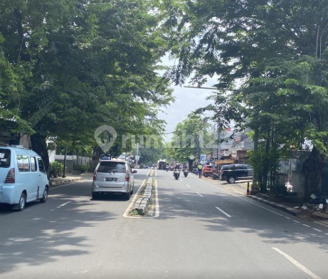 For Sale: Shop/Commercial Space LT 389 M2, Strategic Location in Kebon Jeruk, West Jakarta 2