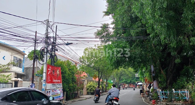 Dijual Rumah Mewah Lokasi Strategis di Kayu Putih Jakarta Timur 2