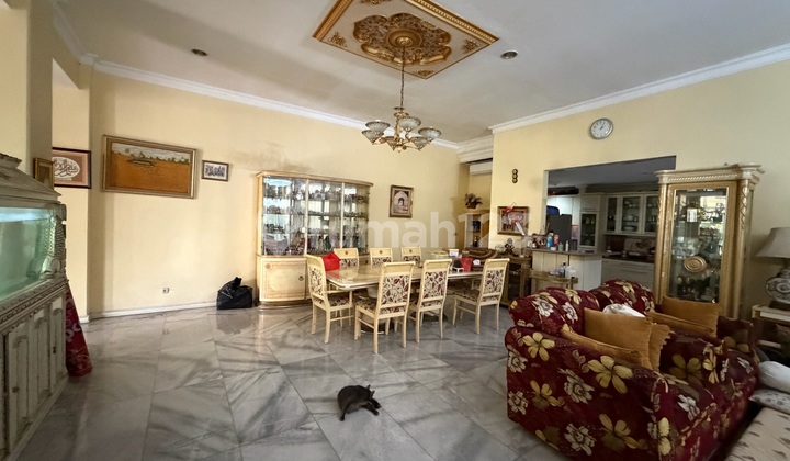 Pondok Indah Bagus Hoek House, South Jakarta