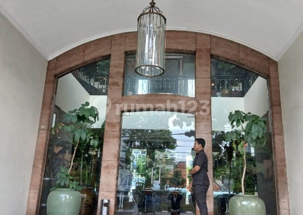 For Sale Auction 3-Storey Shop House Land Area 1068 M2 in Melawai Kebayoran Baru South Jakarta 2