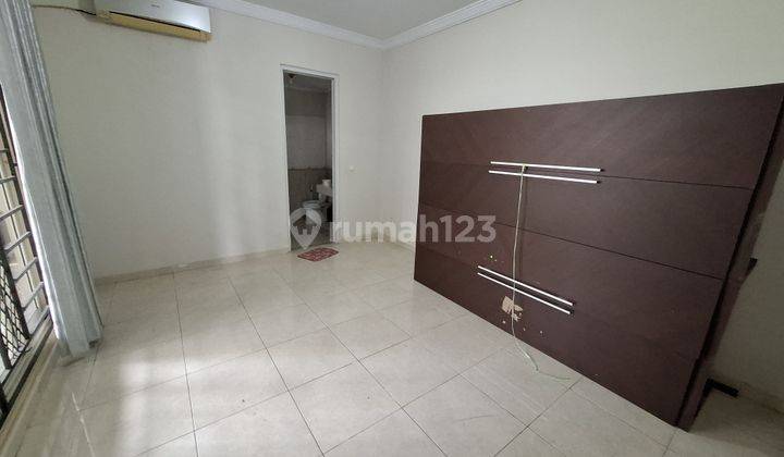 rumah 2 lantai siap pakai sutera onix alam sutera tangerang 2