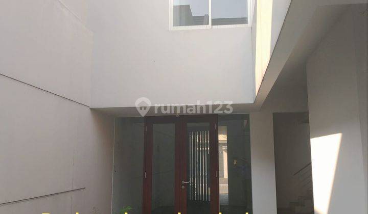 Dijual Rumah Clover Hills Jakarta Barat 2 Lantai Hadap Timur 2