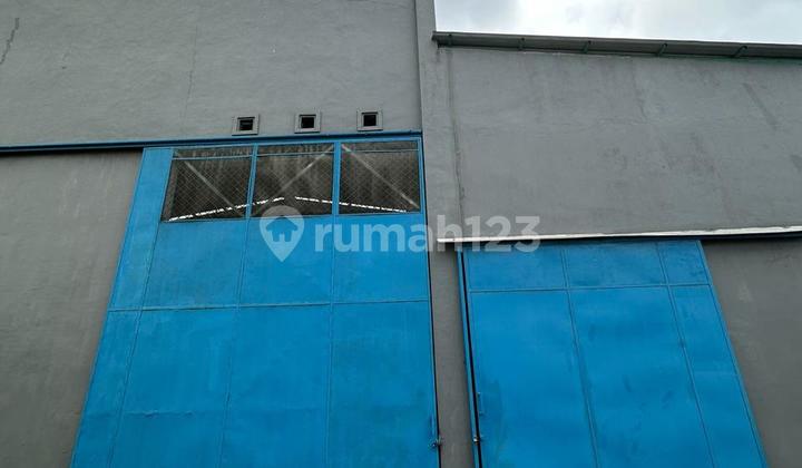 For Rent  
Warehouse with Hook Position in Daan Mogot