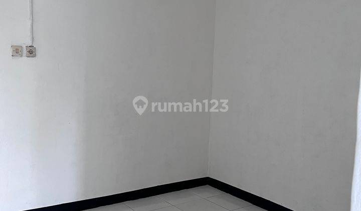 Kontrakan Petak Dekat Stasiun Sudimara Jombang 4